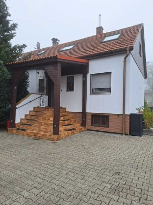 freistehendes Einfamilienhaus