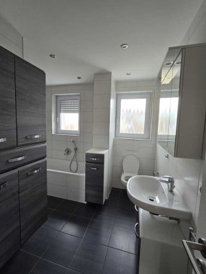 Neuwertige 4-Zimmer-Wohnung mit Balkon in Regensburg