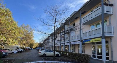 Helle Wohlfühlwohnung mit 2,5 Zimmern inkl. TG und Wintergarten, provisionsfrei