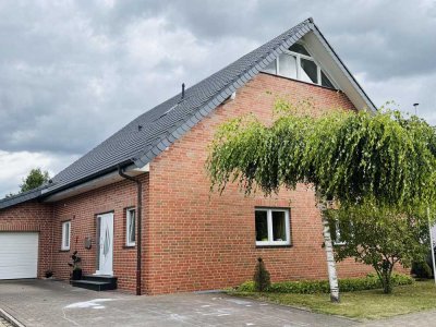 Hochwertige Doppelhaushälfte in ausgezeichneter Wohnlage von Salzkotten!