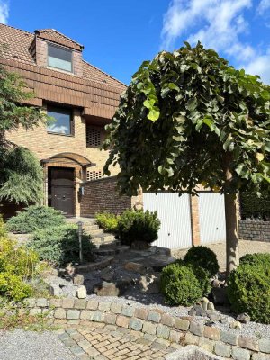 Zuhause mit Weitblick - Vielseitig nutzbares Zweifamilienhaus