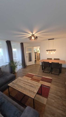 Gepflegte 3-Zimmer-Wohnung mit Balkon im 6. OG in Bayreuth