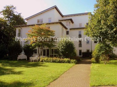 Frisch renovierte, seniorengerechte 2 Zimmer Wohnung im EG mit schöner Loggia (Christinapark)