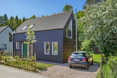 Ihr Rückzugsort nahe des Brahmsees! Exklusives Wochenendhaus (Erstbezug) in idyllischer Wohnsiedlung