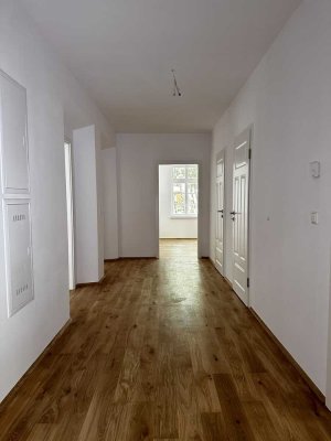 *ERSTBEZUG* Wunderschöne 3-Raum-Wohnung mit FBH & Balkon - WE 12