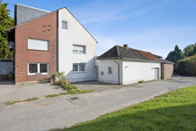 Doppelhaushälfte in Glehn mit großem Garten