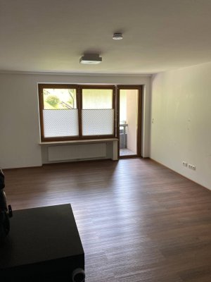 * Reserviert* 2 Zimmer Wohnung mit Balkon