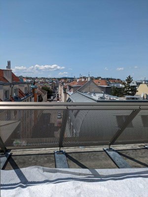 Erstbezug - Traumhafte 4 Zimmer DG-Wohnung mit 3 herrlichen Terrassen