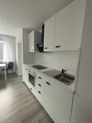 Klimatisierte, neu erbaute 2 Zimmer Wohnung, mit Einbauküche