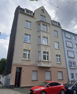 Charmante 2-Zimmer Wohnung im Erdgeschoss – ideal für kreative Selbstrenovierer