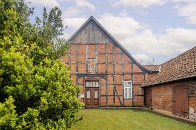 Historisches Schulgebäude mit Denkmalstatus in Frielingen