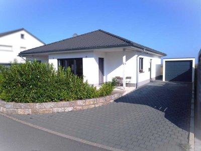 Gepflegtes 4-Zimmer-Einfamilienhaus mit geh. Innenausstattung und EBK