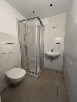 Erstbezug nach Sanierung - 2-Zimmer-Wohnung in ruhiger Lage zu vermieten