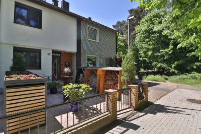 Sehr gepflegtes und modernisiertes Reihenmittelhaus + Garage in Sackgassenlage von Marl-Hamm!