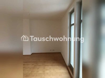 Tauschwohnung: Schön renovierte Wohnung mit sonnigem Balkon und Wohnzimmer.