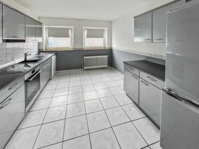 Oberhausen Altstadt-Süd: Großzügige, attraktive und gepflegte 3,5-Zimmer-Wohnung mit Duplexgarage