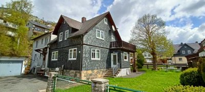 Großzügiges Doppelhaus mit Garage, Garten und Scheune in Wilhelmsthal