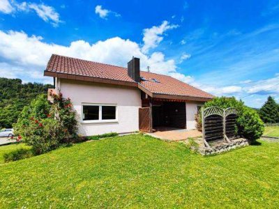 # Großes Wohnhaus für mehrere Generationen