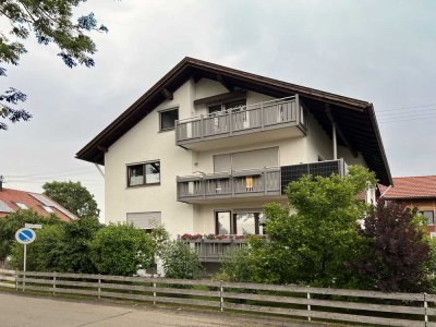 Vermietete 4 Zimmer-Eigentumswohnung mit Balkon + Garage