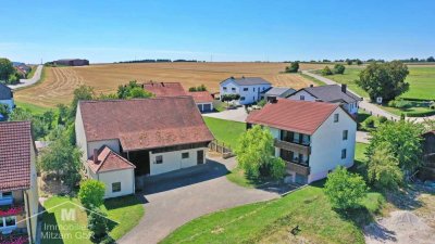 Ehem. Hofstelle mit Wohnhaus u. Nebengebäuden in sonniger u. ruhiger Lage von Greding/Herrnsberg