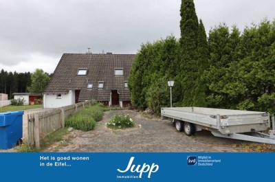 Ferienhaus in ruhiger Ortsrandlage mit Garten, Schloßheck