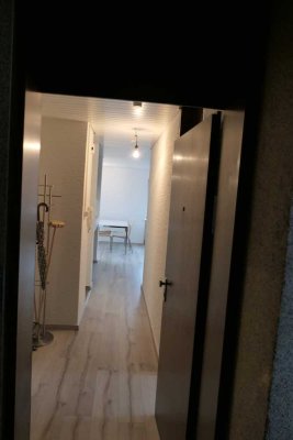 Gehoben möblierte und sanierte 2-Zimmer-Wohnung mit Balkon in Steinenbronn