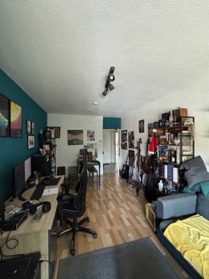 schöne 2 Zimmer Wohnung direkt am Ponttor zu vermieten, ab dem 15.08.2025