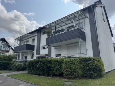 Helles Erdgeschoß Appartement mit großem Balkon in Düsseldorf-Unterbach