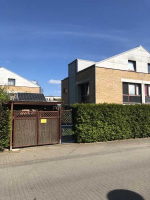 5-Zimmer-Doppelhaushälfte in Traumlage Potsdam Groß Glienicke