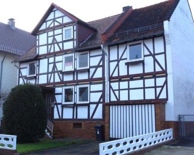 Provisionsfrei - Solides Einfamilienhaus in Niestetal-H.