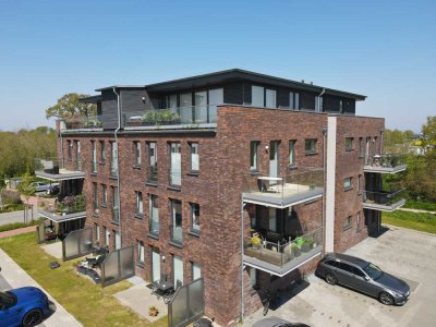 Neuwertige 2-Zimmer-Wohnung mit EBK und Terrasse in Laboe