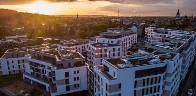 Stilvolle, gepflegte 2-Raum-Wohnung mit gehobener Innenausstattung mit Balkon und EBK in Bonn