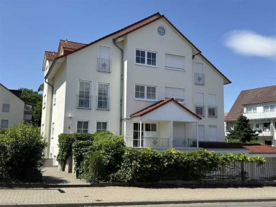 Haus im Haus: Helle, attraktive 5-Zimmer Maisonettewohnung in Northeim, kurzfristig frei!