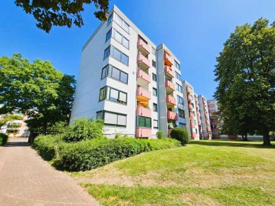 Helle, renovierte 3-Zi.-Wohnung mit Balkon im Altwarmbüchen