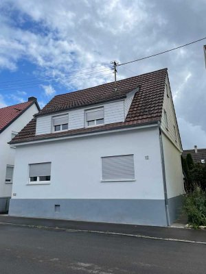 Freistehendes, saniertes Einfamilienhaus mit Garten in ES-Berkheim