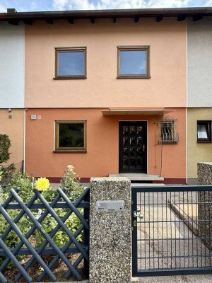 Erstbezug nach Modernisierung - Reihenhaus mit Garten von Privat