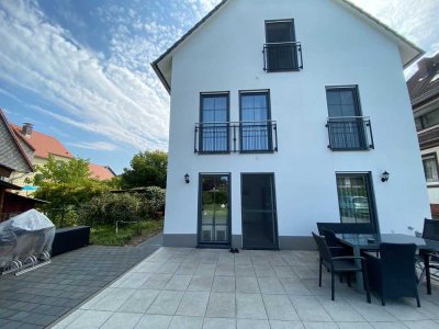 Exkl. DHH mit vielen Extras in ruhiger Westlage