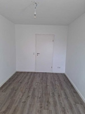 Freundliche 5-Raum-Wohnung in Bobingen-86399