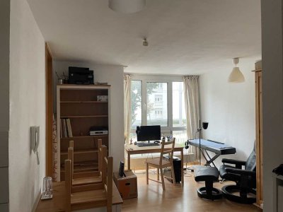Schöne 1-Zimmer-Wohnung mit Einbauküche in Heidelberg