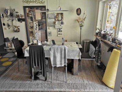 Helle, moderne geschnittene 4-Zimmer-Terrassenwohnung in Vachendorf