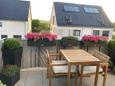 Stilvolle teilmöblierte/gehobene 2-Zimmer-WHG mit Balkon und EBK in Schwaikheim