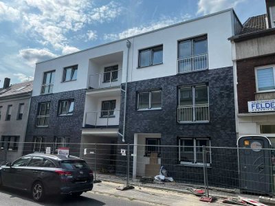 Erstbezug mit Balkon: Stilvolle 2-Zimmer-Wohnung in Würselen