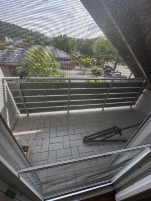 Tolle 2 Zimmer DG Wohnung mit Klimaanlage