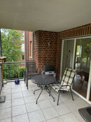 Schöne 4 Zimmer Wohnung mit Balkon