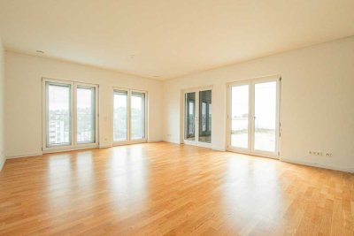 Penthousewohnung mit großer Dachterrasse, 4 Zimmern und 2 Bädern