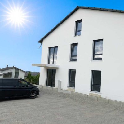 2x Moderner Wohntraum im Obergeschoss mit Balkon – Erstbezug li/re