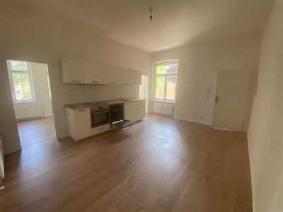 Weimar* Westvorstadt* san. Altbau* gemütliche kl. 2 Zimmer-Whg.* EBK* Tageslichbad mit Dusche