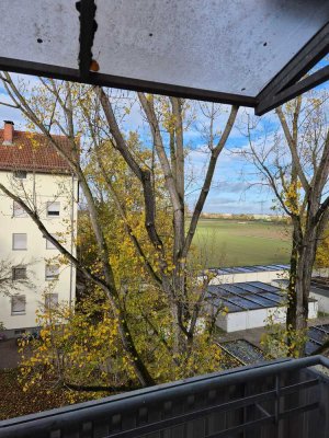 Helle, gut geschnittene 3-ZKB zu vermieten (befindet sich noch in Herrichtung)