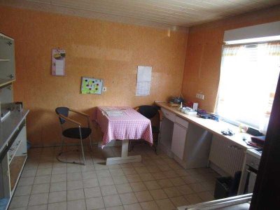 Bruchsal schönes EFH, 4 Zi Garten, Carport, Terrasse, ruhige Lage, DHH
