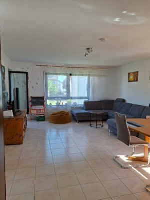 Stilvolle 4-Zimmer-Wohnung mit Balkon und Einbauküche in Obertshausen
